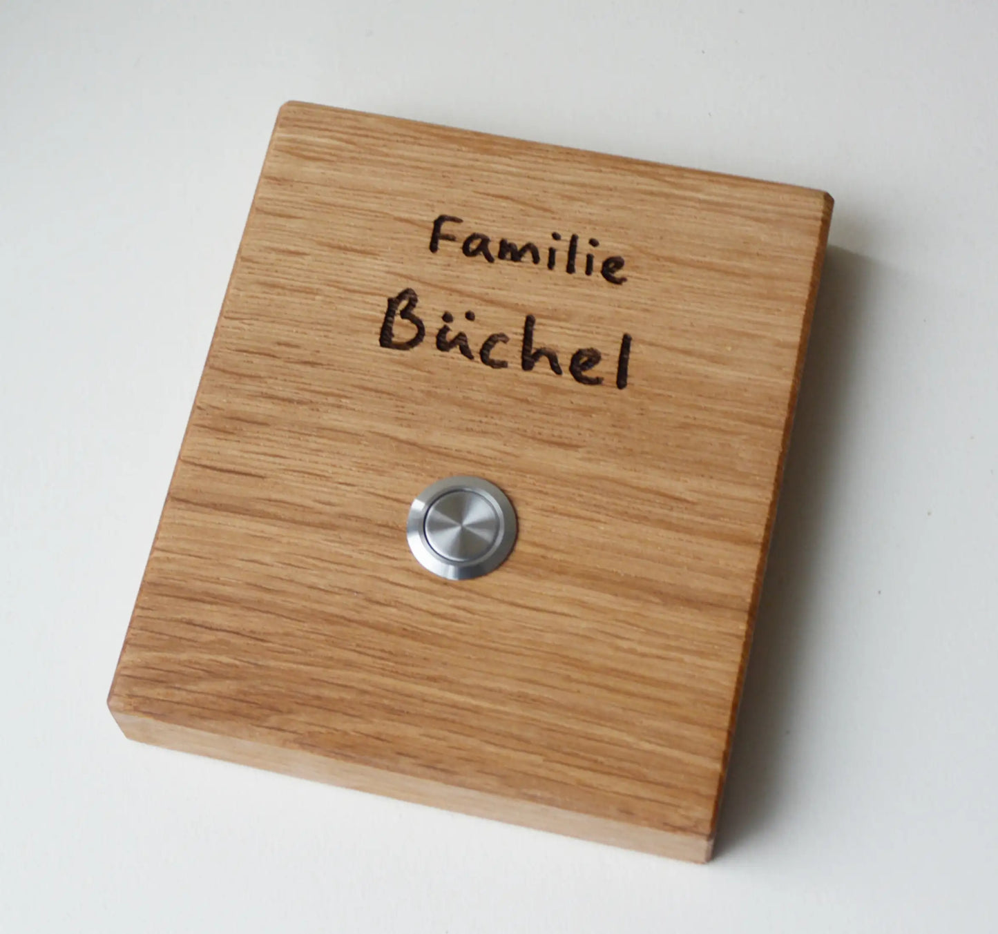 Holz Klingelschild aus Eiche - Motiv LORENZEN - Jeske Design
