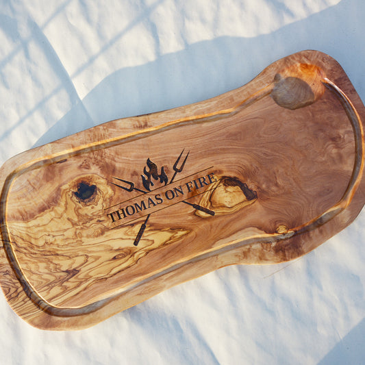ON FIRE - Personalisiertes Olivenholzbrett mit Gravur - Jeske Design