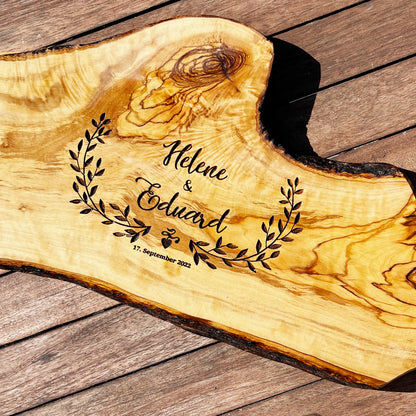 HERZREIGEN - Personalisiertes Olivenholzbrett mit Gravur - Jeske Design