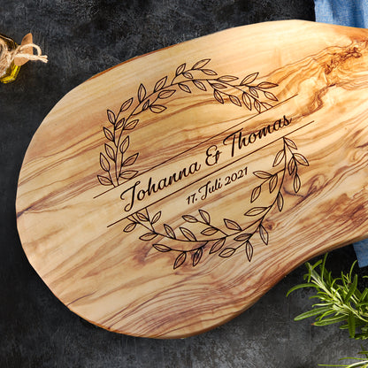 KRANZ - Personalisiertes Olivenholzbrett mit Gravur - Jeske Design