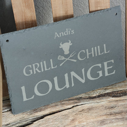 GRILL & CHILL LOUNGE - Personalisiertes Schieferschild für die BBQ-Lounge - Jeske Design
