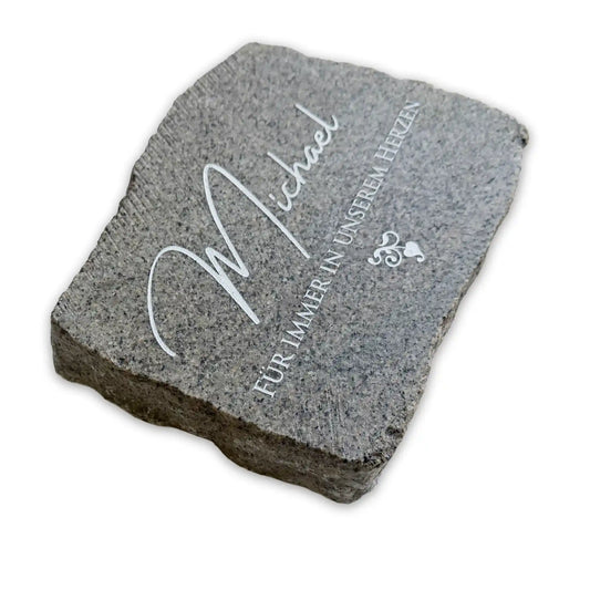Seitenansicht von dem Gedenkstein Granit – Motiv NSB-31 Für immer in unserem Herzen
