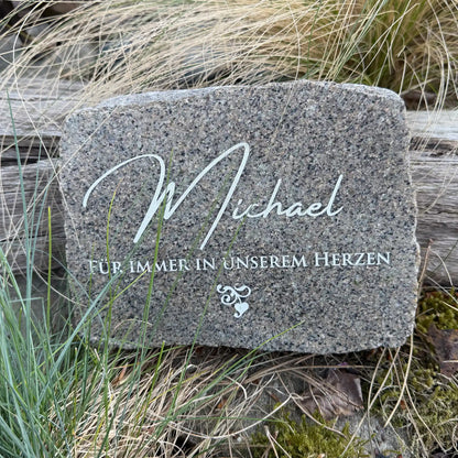 Gedenkstein Granit – Motiv NSB-31 Für immer in unserem Herzen als Grabschmuck