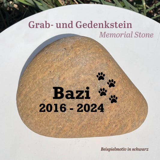 Tiergrabstein für Hund & Katze aus Naturstein Findling Stein Nr A-6 mit schwarzer Gravur - Jeske Design