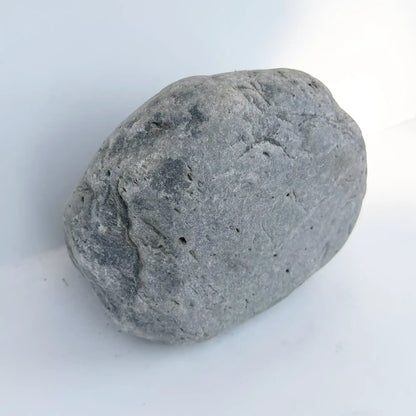 Naturstein D-7 für Gedenkstein von der Seite