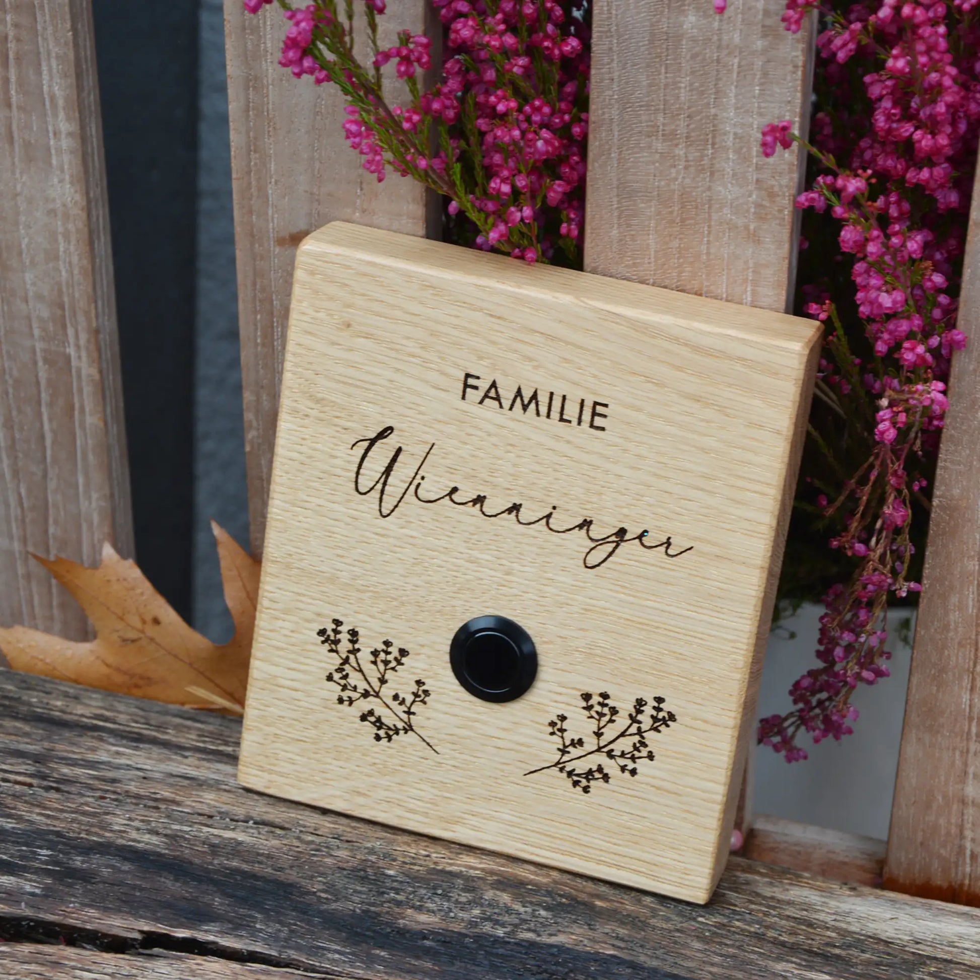 Holz Klingelschild aus EICHE - Motiv OBERMEYER - Jeske Design