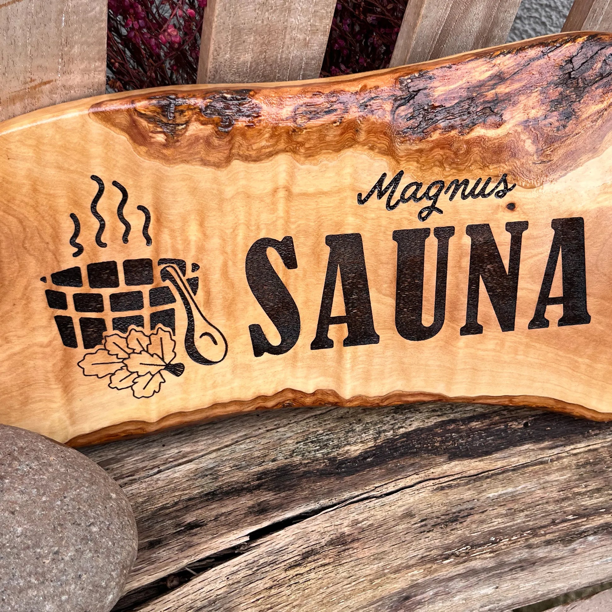SAUNA - personalisiertes Olivenholzschild - Jeske Design