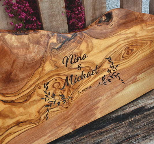 REIGEN - Personalisiertes Olivenholzbrett mit Gravur - Jeske Design