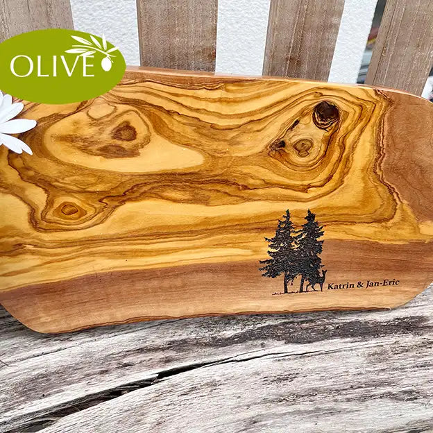 Glattes Schneidebrett & Frühstücksbrett mit rustikalem Naturrand mit dem Gravurmotiv MEIN FREUND DER WALD mit personalisierten Namen und oder Datum als Geschenkidee für Jäger Förster Naturfreunde Waldbesitzer