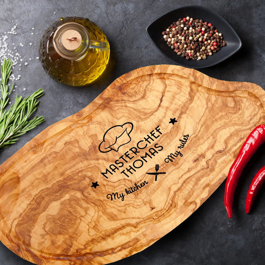 MASTERCHEF - Personalisiertes Olivenholzbrett mit Gravur - Jeske Design
